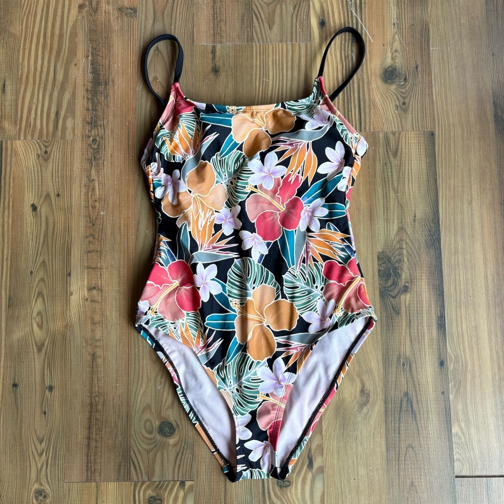 Hurley Tropical Floral Print One-Piece Swimwear